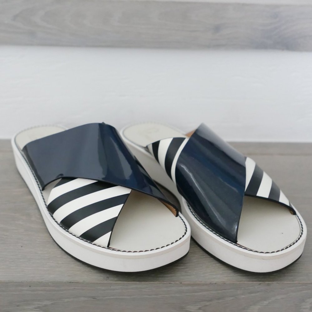 Flamingos Sandals - Picture 4 of 6